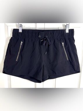 Athleta Sway Stripe Black Shorts Womens Medium Lightweight Drawstring Zip Pocket